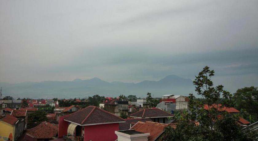 Hotel OYO Flagship 483 Tamansari Panoramic Bandung Exterior foto
